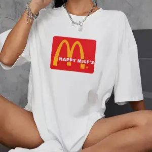 Urban Pop Graphic Kadın Tişört KoleksiyonuKod 5207