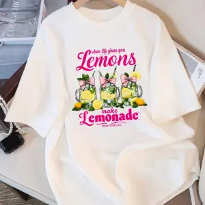 Urban Pop Graphic Kadın Tişört KoleksiyonuKod 5211