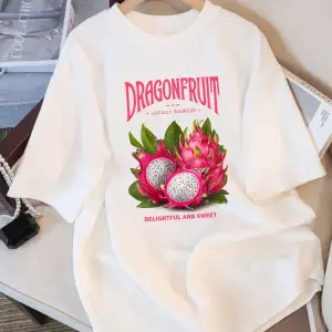 Urban Pop Graphic Kadın Tişört KoleksiyonuKod 5220