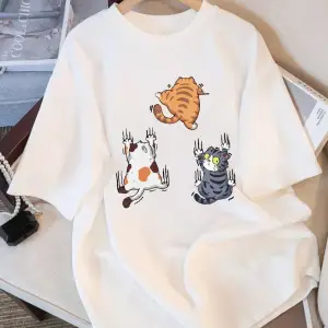Urban Pop Graphic Kadın Tişört KoleksiyonuKod 5232