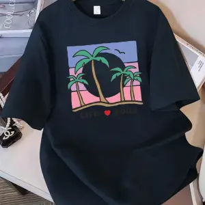 Urban Pop Graphic Kadın Tişört KoleksiyonuKod 5247