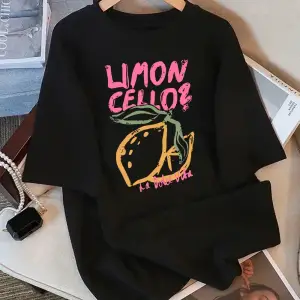 Urban Pop Graphic Kadın Tişört KoleksiyonuKod 5253