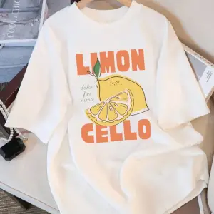 Urban Pop Graphic Kadın Tişört KoleksiyonuKod 5256