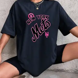 Urban Pop Graphic Kadın Tişört KoleksiyonuKod 5260