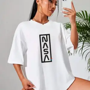 Urban Pop Graphic Kadın Tişört KoleksiyonuKod 5272