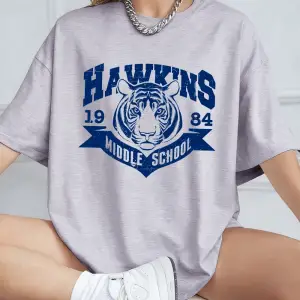 Urban Pop Graphic Kadın Tişört KoleksiyonuKod 5278