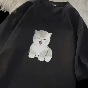 Urban Pop Graphic Kadın Tişört KoleksiyonuKod 5304