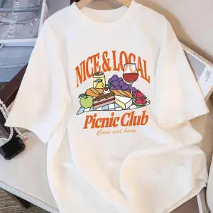 Urban Pop Graphic Kadın Tişört KoleksiyonuKod 5314