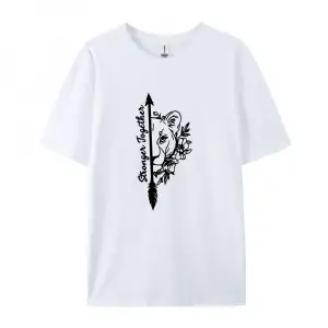 Urban Pop Graphic Kadın Tişört KoleksiyonuKod 5335