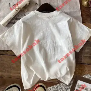 Urban Pop Graphic Kadın Tişört KoleksiyonuKod 5335