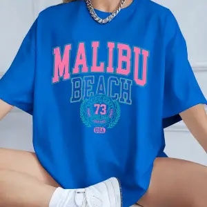 Urban Pop Graphic Kadın Tişört KoleksiyonuKod 5337