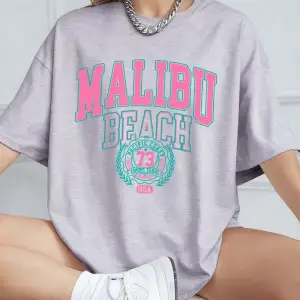 Urban Pop Graphic Kadın Tişört KoleksiyonuKod 5337