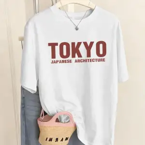 Urban Pop Graphic Kadın Tişört KoleksiyonuKod 5342