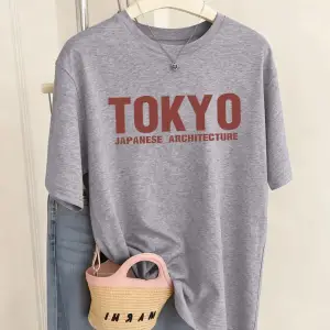 Urban Pop Graphic Kadın Tişört KoleksiyonuKod 5342