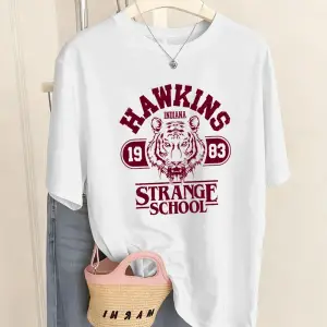 Urban Pop Graphic Kadın Tişört KoleksiyonuKod 5343