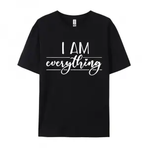 Urban Pop Graphic Kadın Tişört KoleksiyonuKod 5344