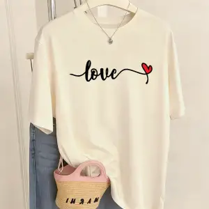 Urban Pop Graphic Kadın Tişört KoleksiyonuKod 5345