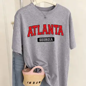 Urban Pop Graphic Kadın Tişört KoleksiyonuKod 5362