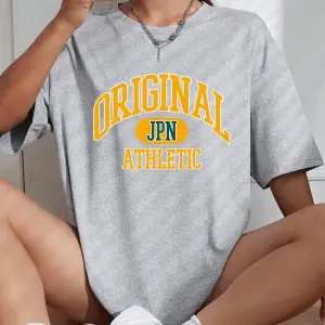 Urban Pop Graphic Kadın Tişört KoleksiyonuKod 5374