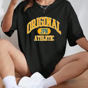 Urban Pop Graphic Kadın Tişört KoleksiyonuKod 5374