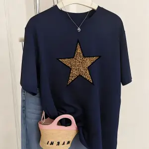 Urban Pop Graphic Kadın Tişört KoleksiyonuKod 5382