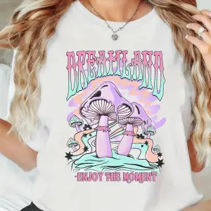 Urban Pop Graphic Kadın Tişört KoleksiyonuKod 5428