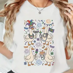 Urban Pop Graphic Kadın Tişört KoleksiyonuKod 5439