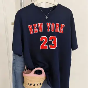 Urban Pop Graphic Kadın Tişört KoleksiyonuKod 5451