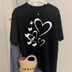 Urban Pop Graphic Kadın Tişört KoleksiyonuKod 5452