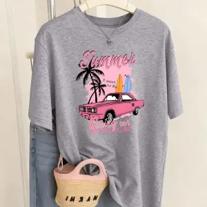 Urban Pop Graphic Kadın Tişört KoleksiyonuKod 5454