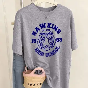 Urban Pop Graphic Kadın Tişört KoleksiyonuKod 5456