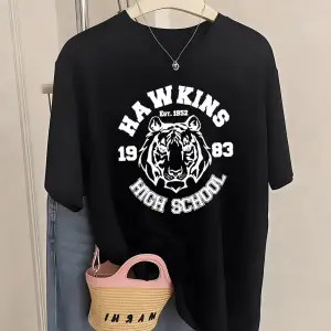 Urban Pop Graphic Kadın Tişört KoleksiyonuKod 5456