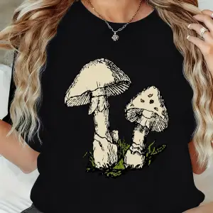 Urban Pop Graphic Kadın Tişört KoleksiyonuKod 5460