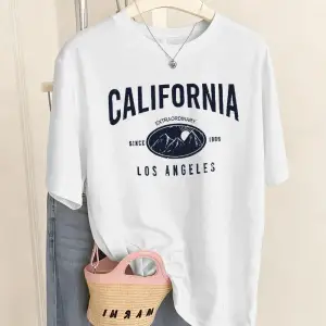 Urban Pop Graphic Kadın Tişört KoleksiyonuKod 5462