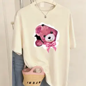 Urban Pop Graphic Kadın Tişört KoleksiyonuKod 5464