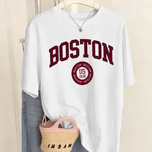 Urban Pop Graphic Kadın Tişört KoleksiyonuKod 5465