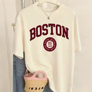 Urban Pop Graphic Kadın Tişört KoleksiyonuKod 5465