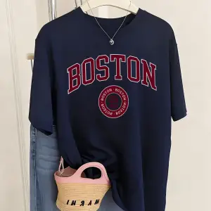 Urban Pop Graphic Kadın Tişört KoleksiyonuKod 5465