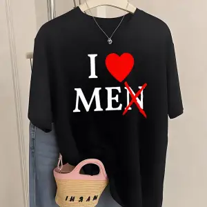 Urban Pop Graphic Kadın Tişört KoleksiyonuKod 5466