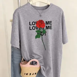 Urban Pop Graphic Kadın Tişört KoleksiyonuKod 5470