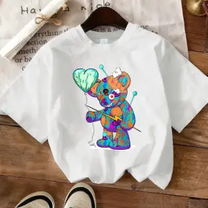 Urban Pop Graphic Kadın Tişört KoleksiyonuKod 5473