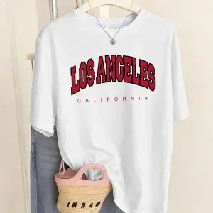 Urban Pop Graphic Kadın Tişört KoleksiyonuKod 5487