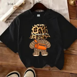 Urban Pop Graphic Kadın Tişört KoleksiyonuKod 5490