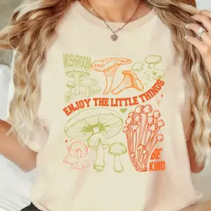 Urban Pop Graphic Kadın Tişört KoleksiyonuKod 5492