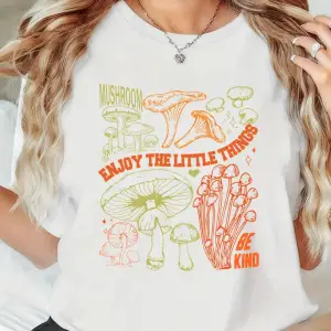 Urban Pop Graphic Kadın Tişört KoleksiyonuKod 5492