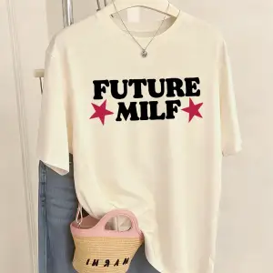 Urban Pop Graphic Kadın Tişört KoleksiyonuKod 5493