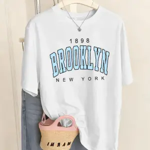 Urban Pop Graphic Kadın Tişört KoleksiyonuKod 5497