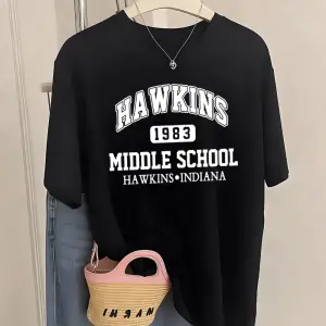 Urban Pop Graphic Kadın Tişört KoleksiyonuKod 5500