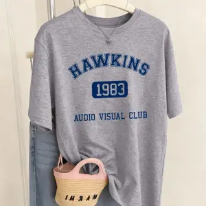 Urban Pop Graphic Kadın Tişört KoleksiyonuKod 5507