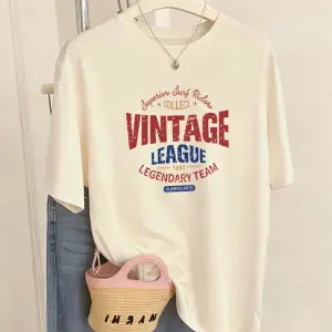 Urban Pop Graphic Kadın Tişört KoleksiyonuKod 5517